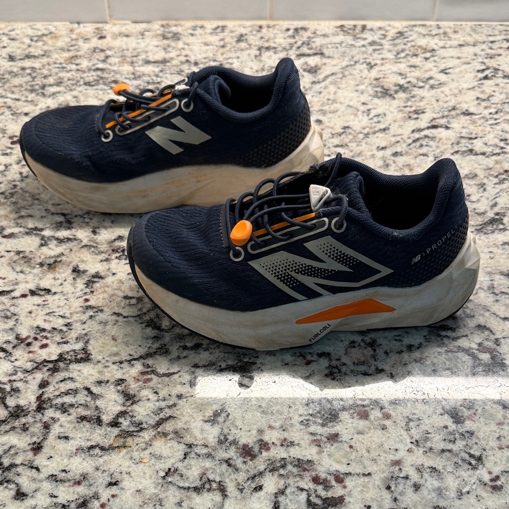 Boy size 12.5 fuel cell new balances